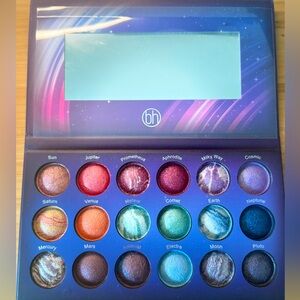 BH Cosmetics Galaxy Chic Eyeshadow Palette